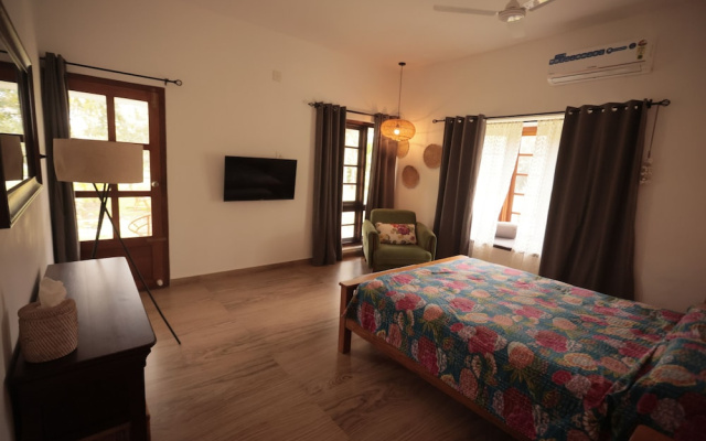 ELIVAAS Palliath House-1-Room