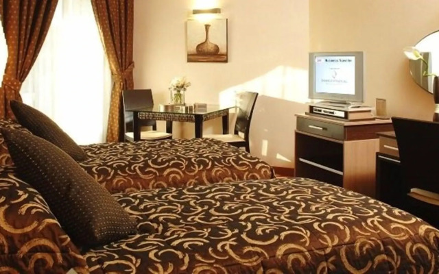 Regency Palace Hotel