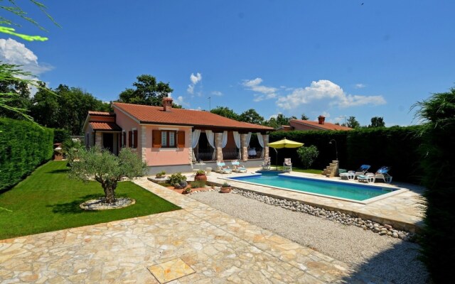 Villa Moira