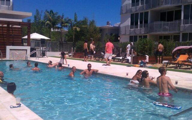 Governor South Beach Rentals