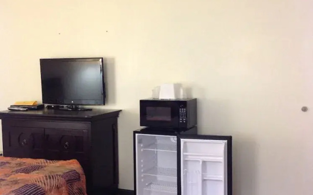Budget Inn