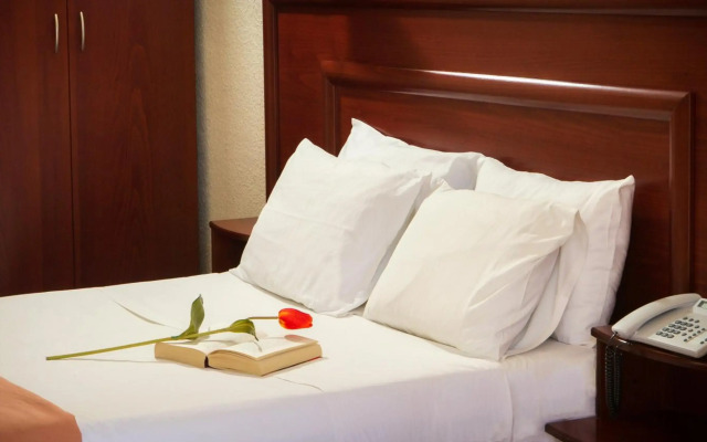 Xenios Loutra Village Beach Hotel