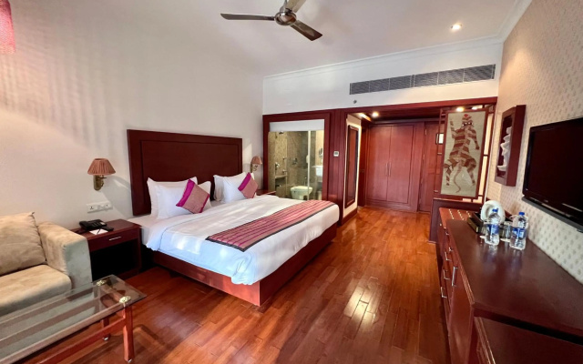 Hotel Chandela Khajuraho – Guest Rooms – Khajuraho