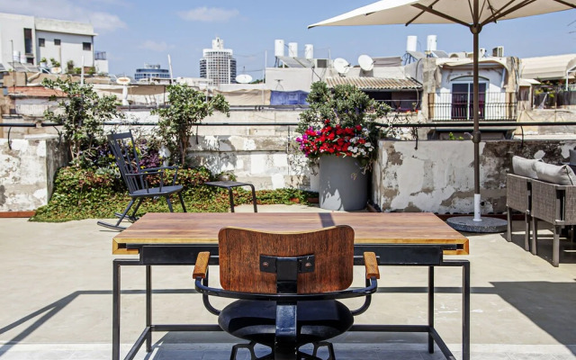 Assemblage Boutique