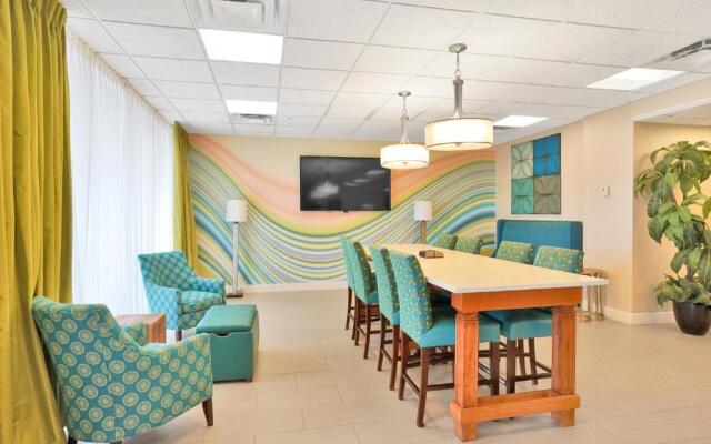 Hollywood Beach Tower
