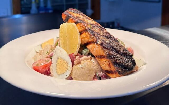 Tattersall's Hotel Blayney