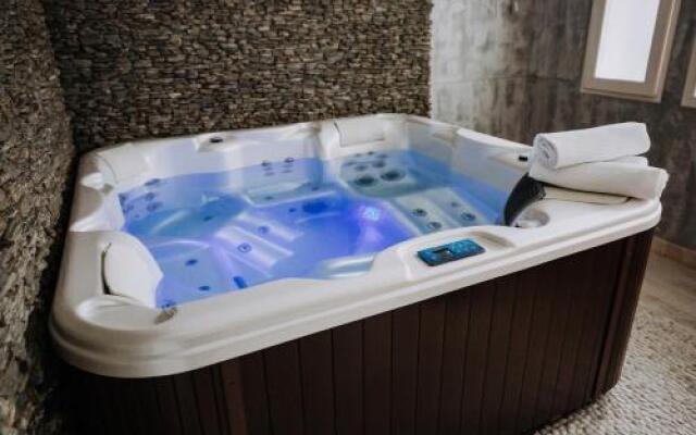 Sepia Spa