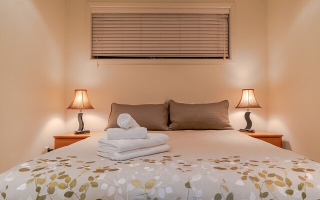 Birkenhead Super Cozy & Comfort Homestay