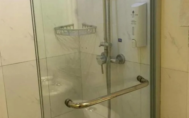 Hanting Hotel Shanghai Luoshan Road Metro Station