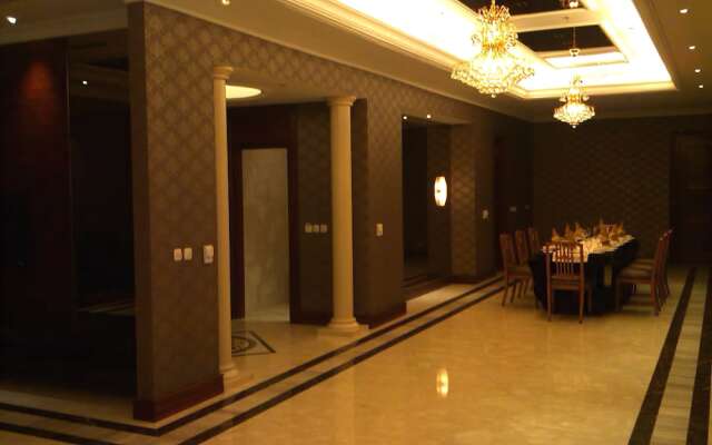 Sutanraja Hotel, Convention & Recreation