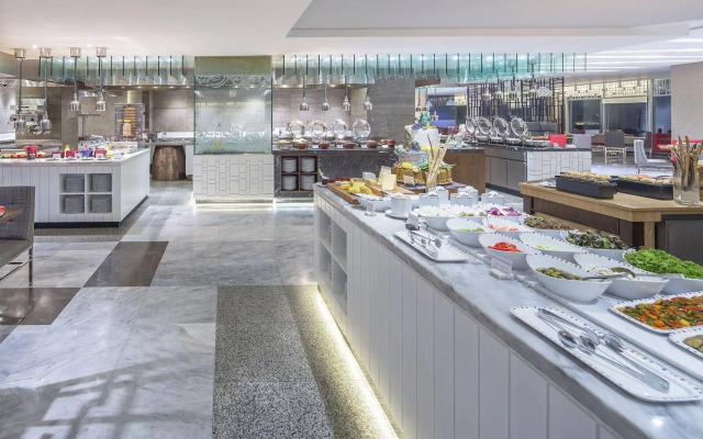 Le Meridien Dhaka