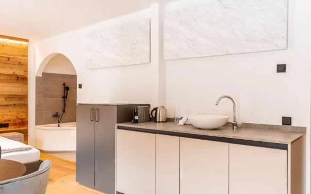 Modern Studio Right on the ski Slope