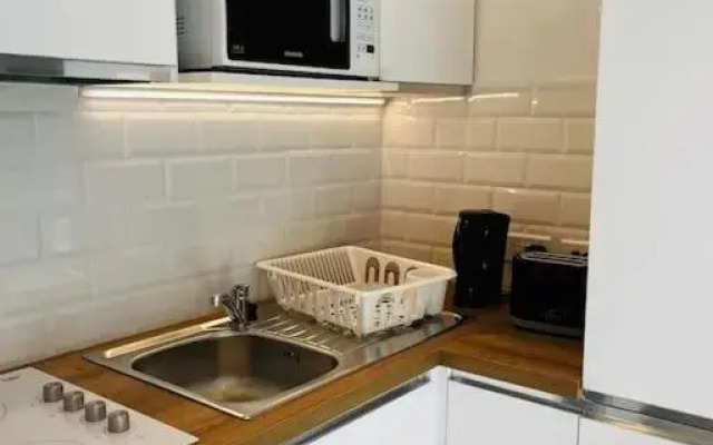 Sliema, Stylish 2 Bedroom Apartment with Parking