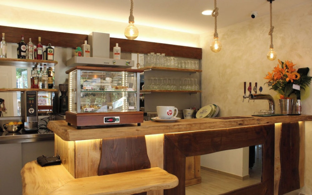 Hotel Ristorante La Collina