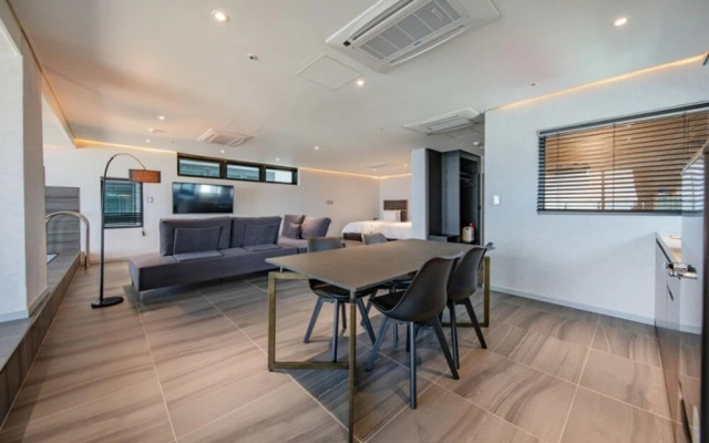 W spa pool villa A