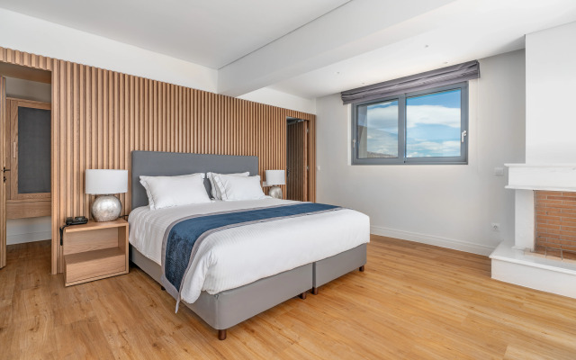 Glyfada Riviera Hotel