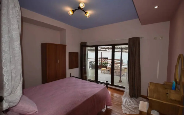 Villa in Malaki in Sea With Playground