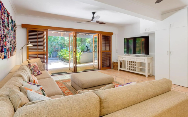 Sunshine Beach House 14 Depper Street – Guest Rooms – Sunshine Beach