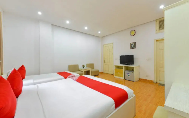 OYO 296 Amely Hotel