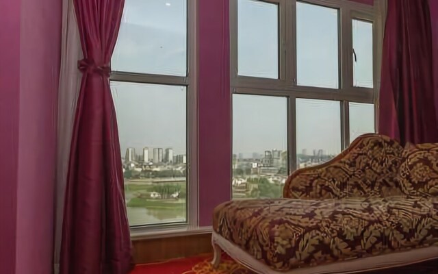 Lafei Holiday Hotel