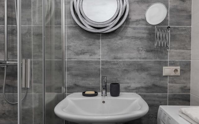 Rento on Bolshaya Molchanovka Street