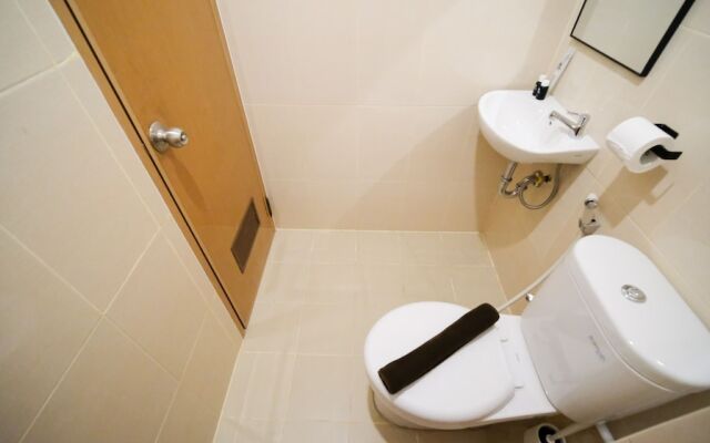 Wonderful 2Br Combine At Bale Hinggil Apartment