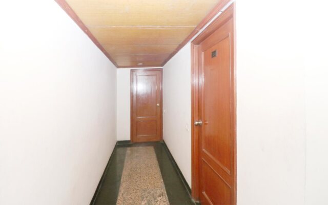 Hotel Plaza by OYO Rooms