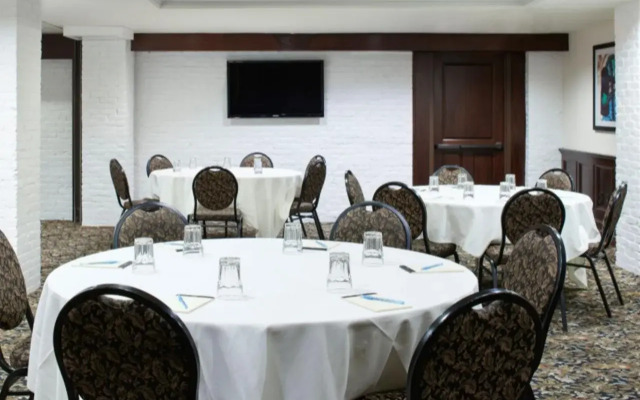 Club Quarters Hotel Faneuil Hall, Boston