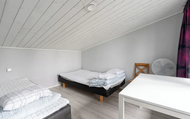 Peaceful 2BR Getaway Cabin at Riihivuori