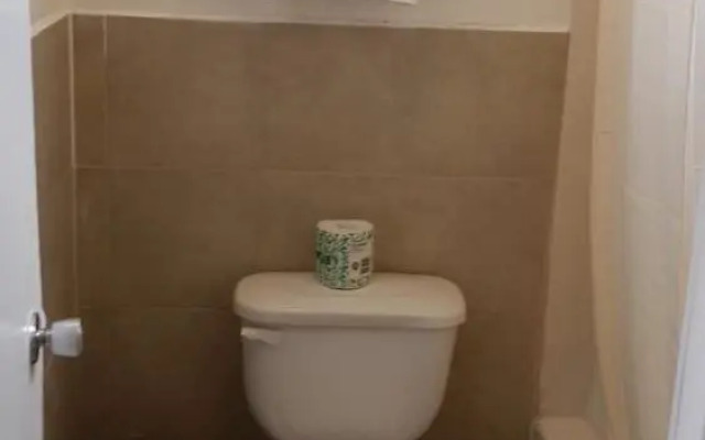 American Regency Inn