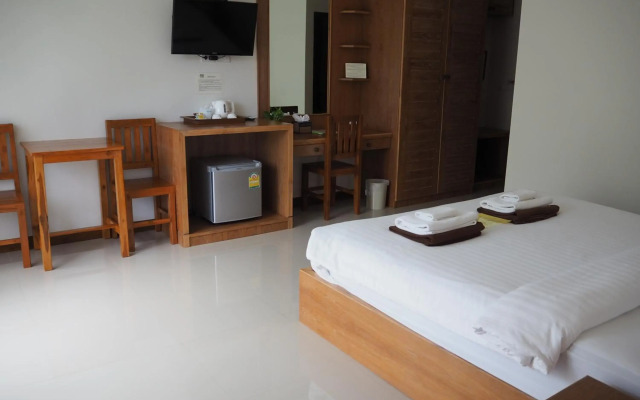 Crystal Lamai Hotel