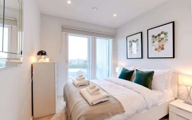 Modern 2bed Apt W/balcony in Kings Cross