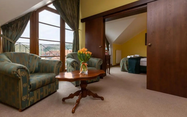 Darovanský Dvůr - Wellness & Golf Hotel