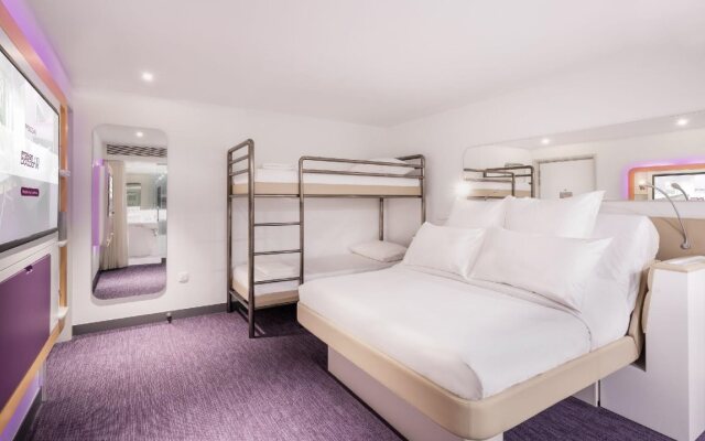 YOTELAIR Singapore Changi Airport