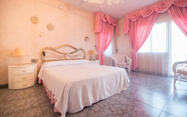 Bfa 1 - Casa Con Piscina, Pista De Tenis, Jardin,