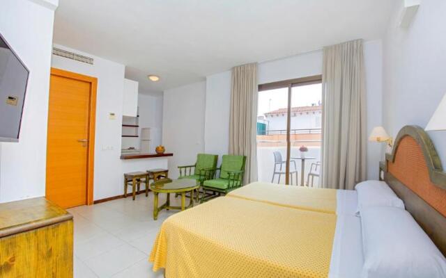 Apartamentos Bon Lloc