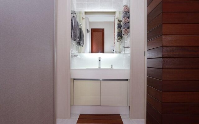 Soofeel House