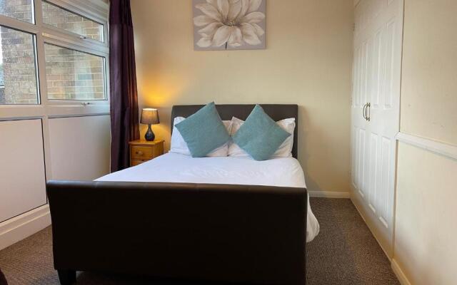 Heart of Canterbury Holiday Home Sleeps 7 Wifi