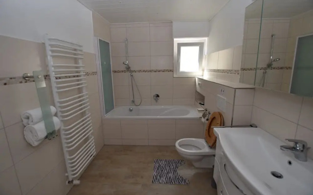 AB Apartment 107