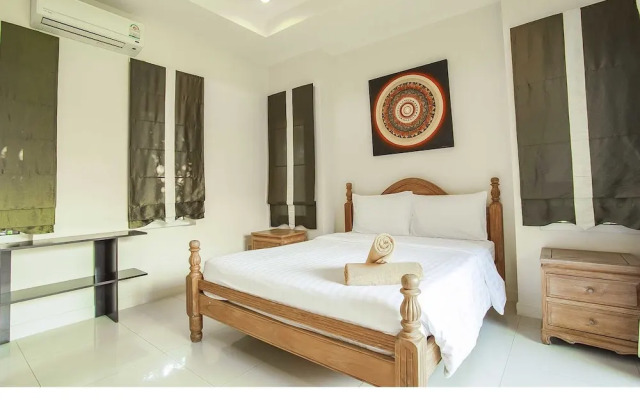 Natcha Pool Villa Pattaya