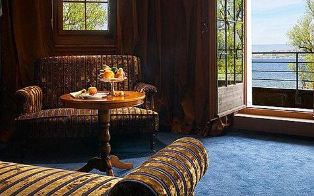 Hotel le Vieux Manoir au Lac Müller & Co.