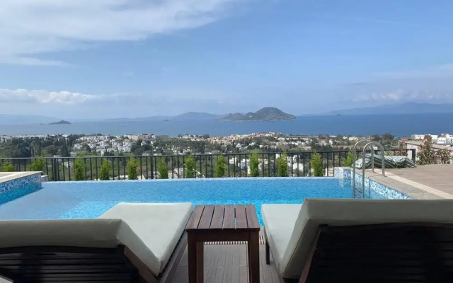 Bodrum - 5 Bedrooms Villa With Heated Pool