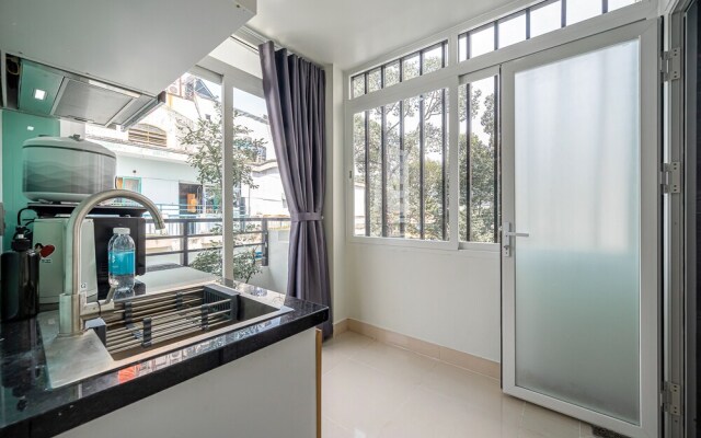 Cozrum Homes - Retro House