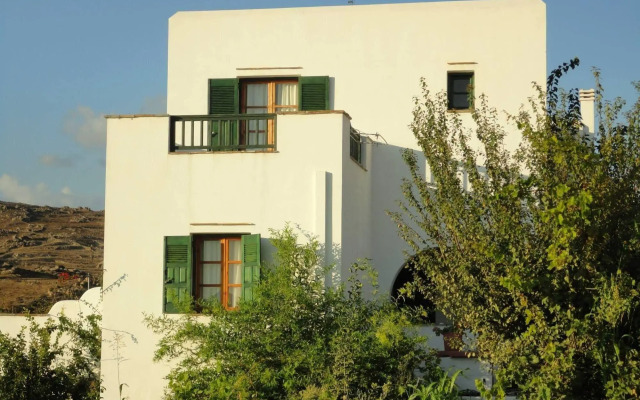 Vavoulas Village