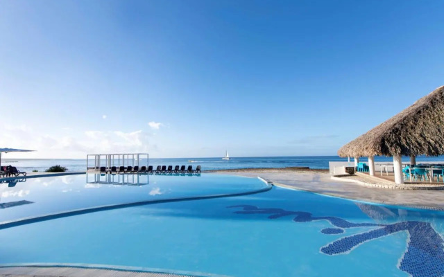 Viva Wyndham Dominicus Beach Resort — All Inclusive
