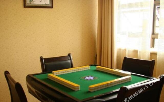 Heze Sunday Business Hotel
