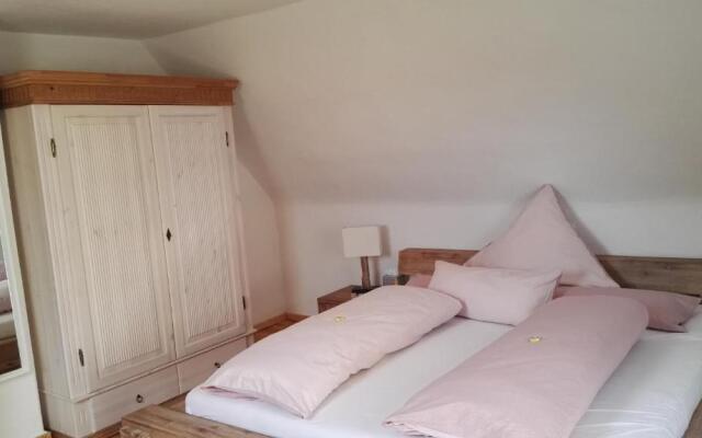 Haus Liebevoll in Wald 102