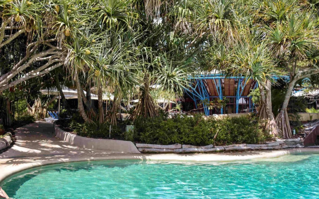 Kingfisher Bay Resort