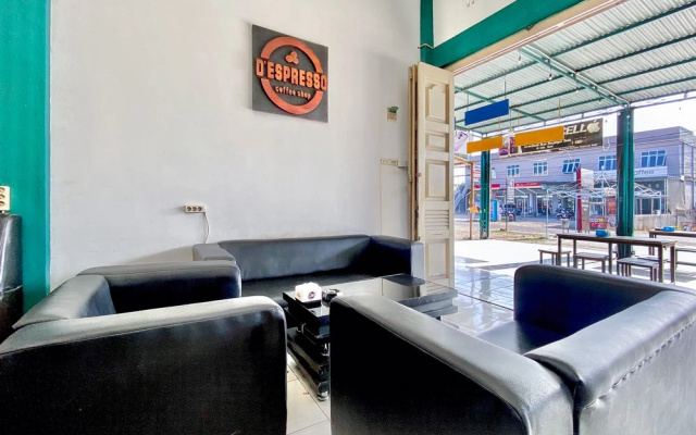 RedDoorz Syariah @ Dynamic Samalanga – Lobby – Namplohbaro