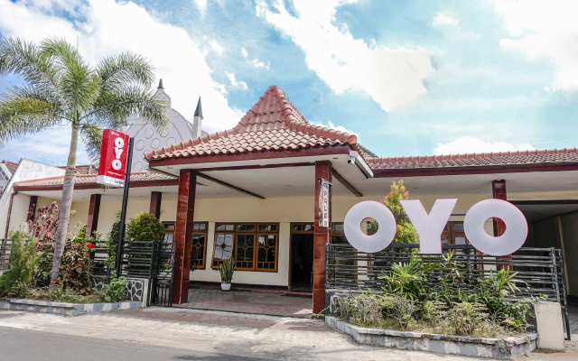 OYO 1036 Hotel Palem 1